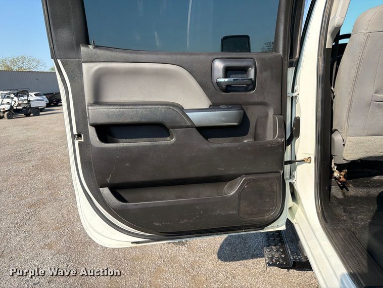 image for item FB5180 2019 International CV515 Crew Cab truck cab and chassis