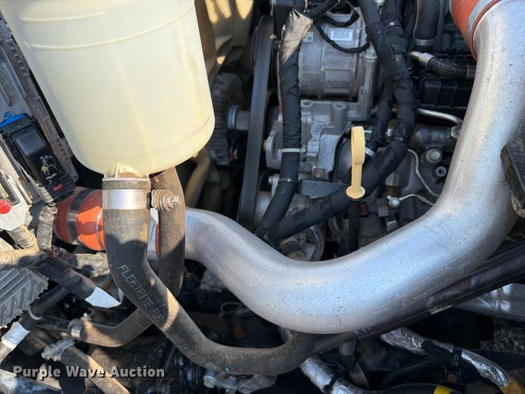 image for item FB5180 2019 International CV515 Crew Cab truck cab and chassis