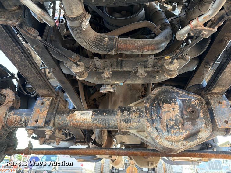 image for item FB5180 2019 International CV515 Crew Cab truck cab and chassis