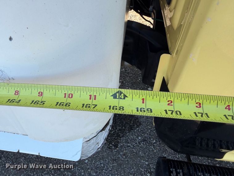 image for item FB5185 2019 Ford F550 refrigerated delivery truck
