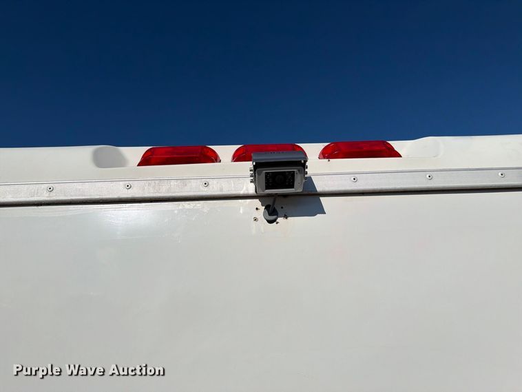 image for item FB5185 2019 Ford F550 refrigerated delivery truck