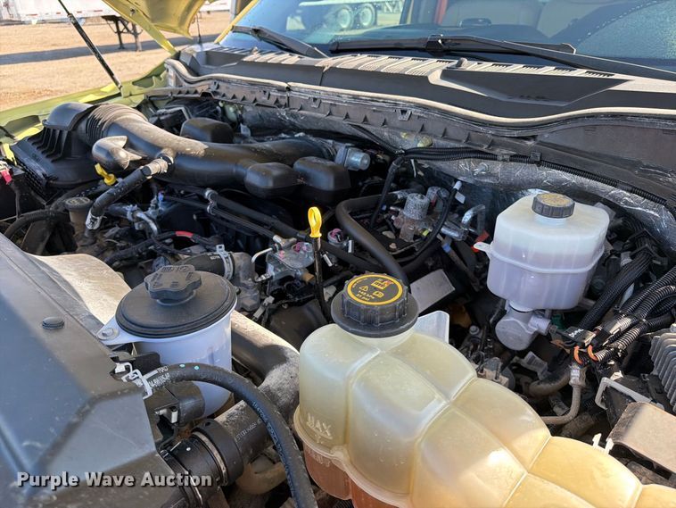 image for item FB5185 2019 Ford F550 refrigerated delivery truck