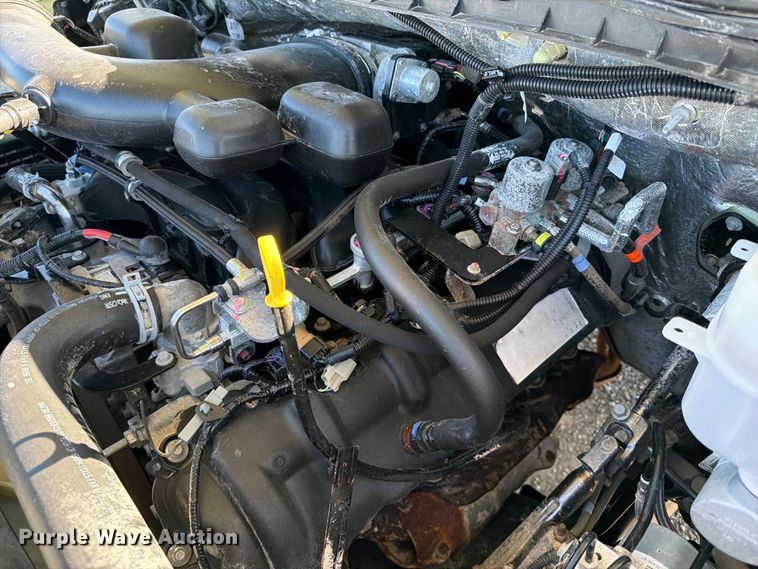 image for item FB5185 2019 Ford F550 refrigerated delivery truck
