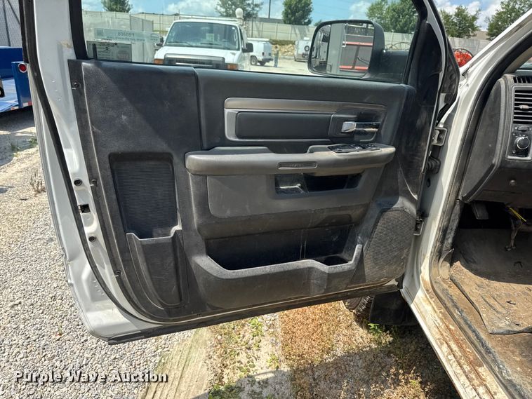 image for item FB5808 2015 RAM 2500 pickup truck