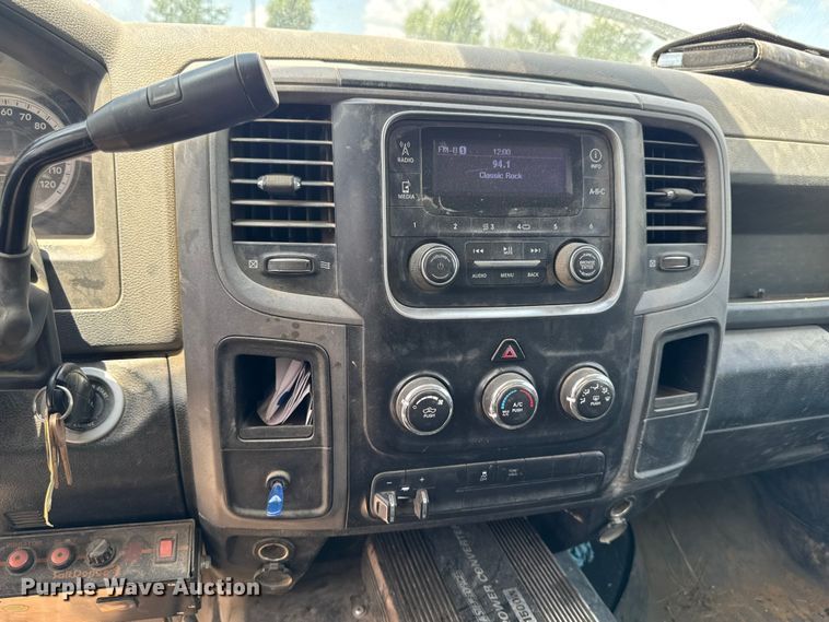 image for item FB5808 2015 RAM 2500 pickup truck