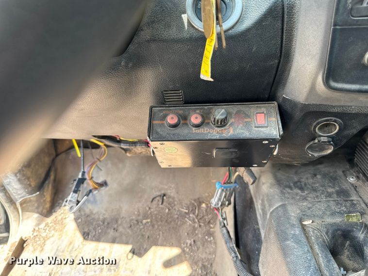image for item FB5808 2015 RAM 2500 pickup truck