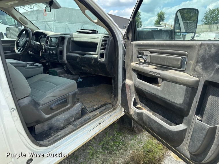 image for item FB5808 2015 RAM 2500 pickup truck