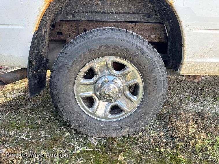 image for item FB5808 2015 RAM 2500 pickup truck