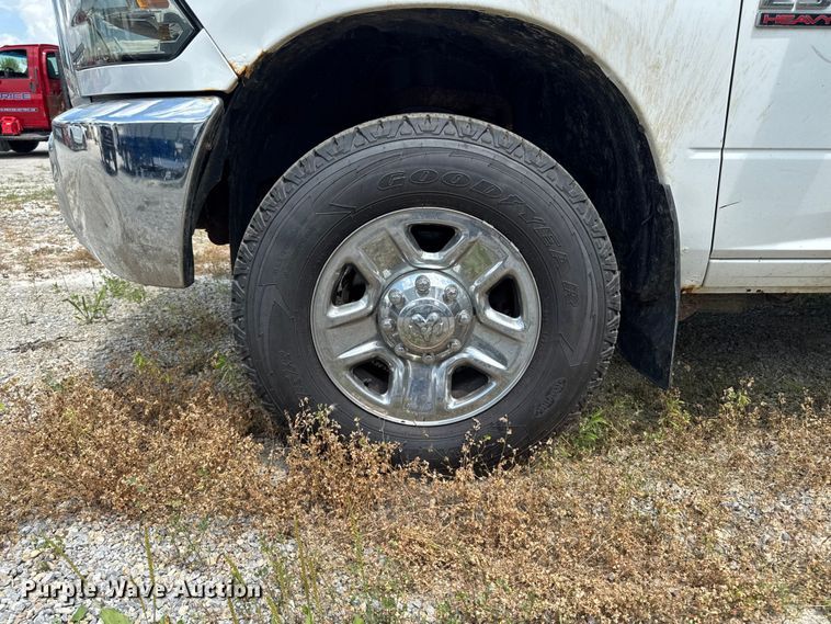 image for item FB5808 2015 RAM 2500 pickup truck