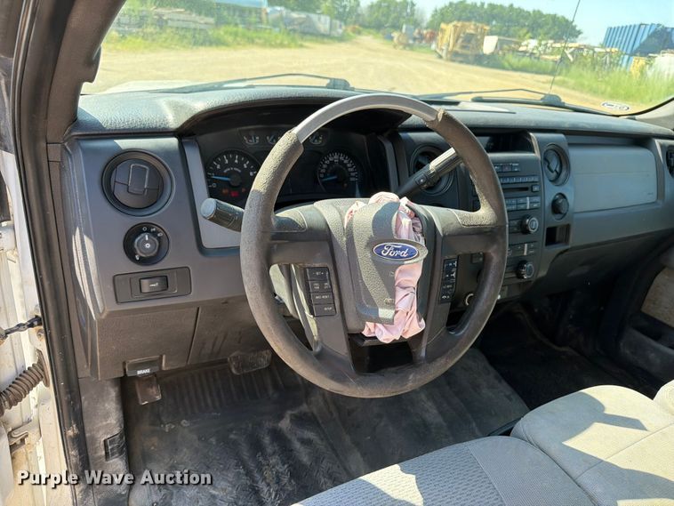 image for item FB5898 2013 Ford F150 pickup truck