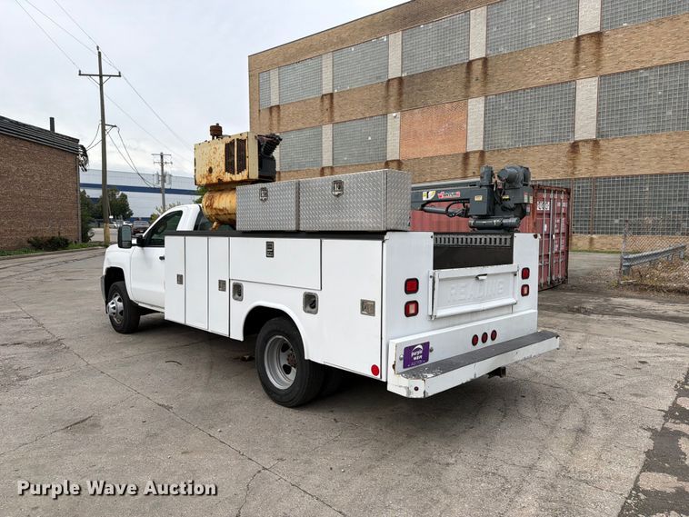 image for item FB5949 2016 Chevrolet Silverado 3500HD utility bed pickup truck