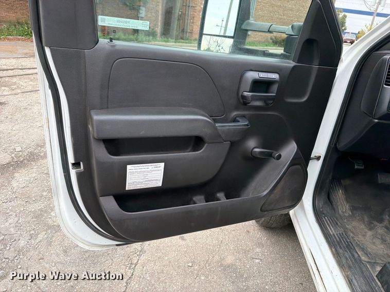 image for item FB5949 2016 Chevrolet Silverado 3500HD utility bed pickup truck