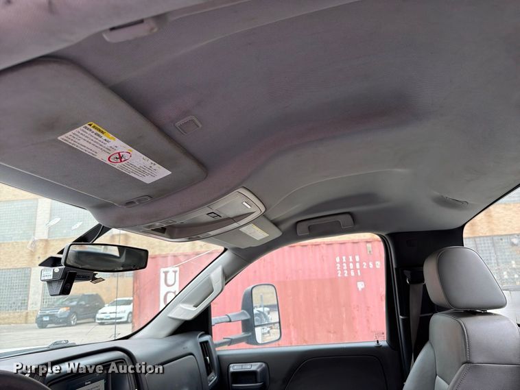 image for item FB5949 2016 Chevrolet Silverado 3500HD utility bed pickup truck