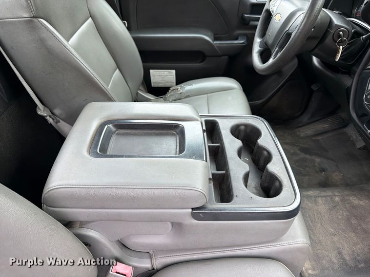 image for item FB5949 2016 Chevrolet Silverado 3500HD utility bed pickup truck