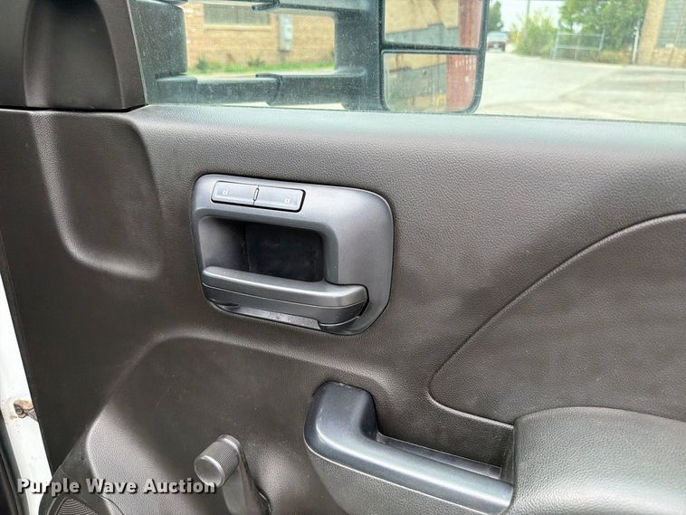 image for item FB5949 2016 Chevrolet Silverado 3500HD utility bed pickup truck