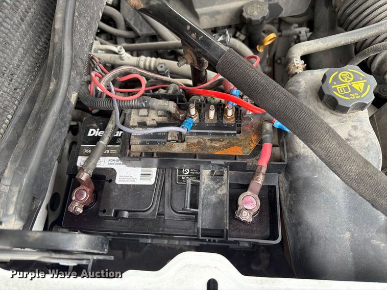 image for item FB5949 2016 Chevrolet Silverado 3500HD utility bed pickup truck