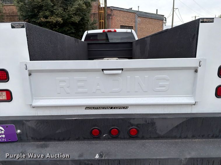 image for item FB5950 2016 Chevrolet Silverado 3500HD utility bed pickup truck