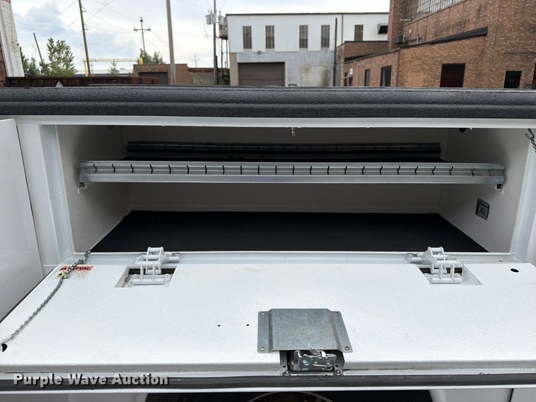 image for item FB5950 2016 Chevrolet Silverado 3500HD utility bed pickup truck