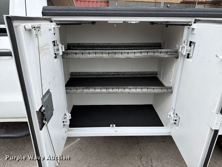 image for item FB5950 2016 Chevrolet Silverado 3500HD utility bed pickup truck