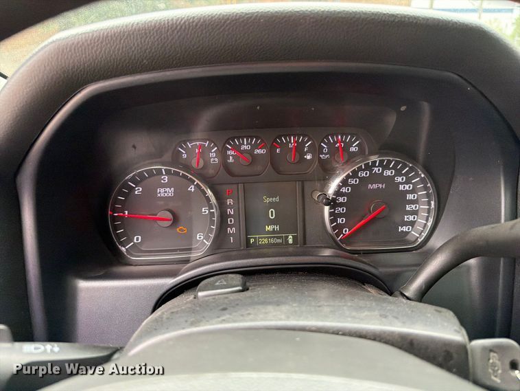 image for item FB5950 2016 Chevrolet Silverado 3500HD utility bed pickup truck