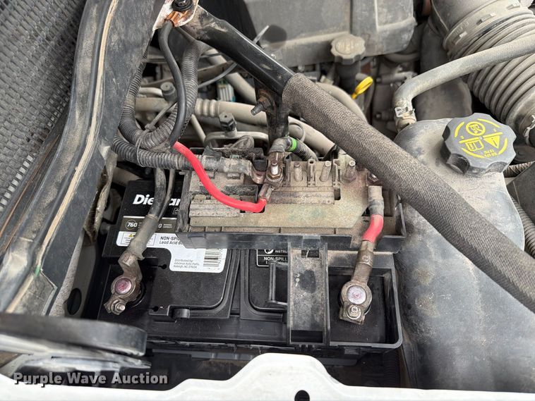 image for item FB5950 2016 Chevrolet Silverado 3500HD utility bed pickup truck