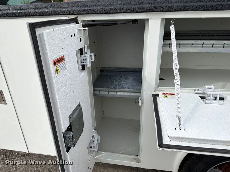image for item FB5951 2016 Chevrolet Silverado 3500HD utility bed pickup truck