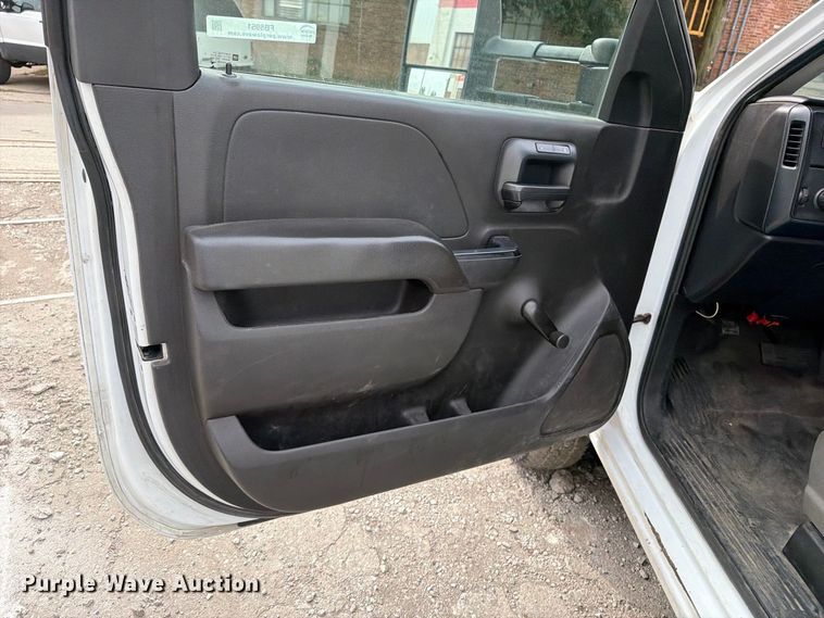 image for item FB5951 2016 Chevrolet Silverado 3500HD utility bed pickup truck