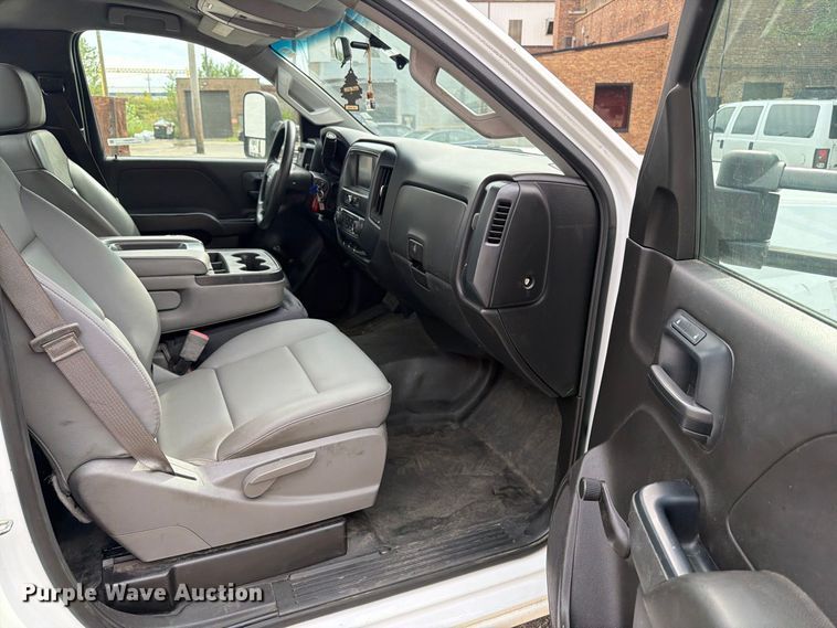 image for item FB5951 2016 Chevrolet Silverado 3500HD utility bed pickup truck