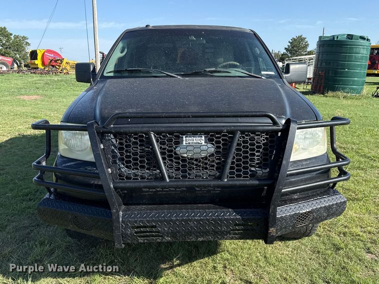 image for item FB6737 2006 Ford F150 Crew Cab pickup truck