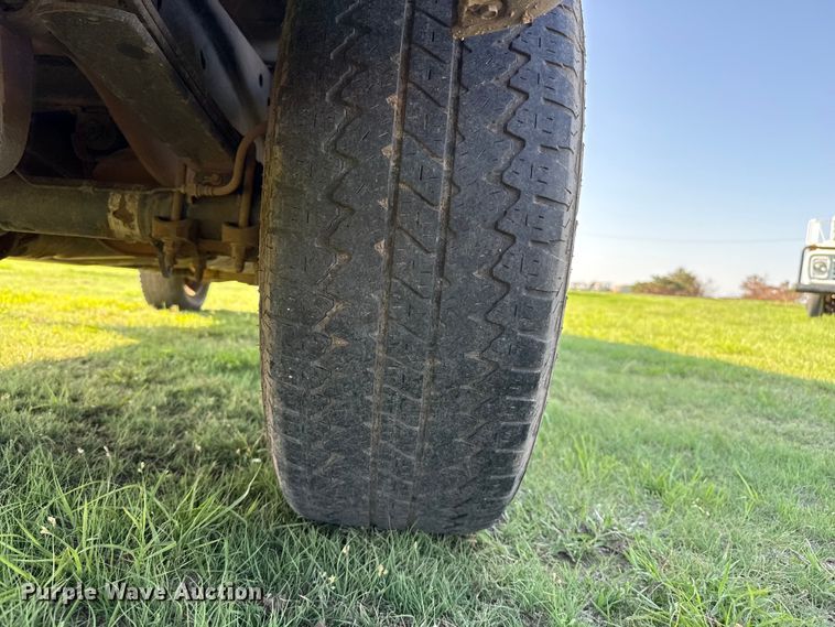 image for item FB6737 2006 Ford F150 Crew Cab pickup truck