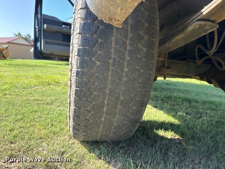 image for item FB6737 2006 Ford F150 Crew Cab pickup truck