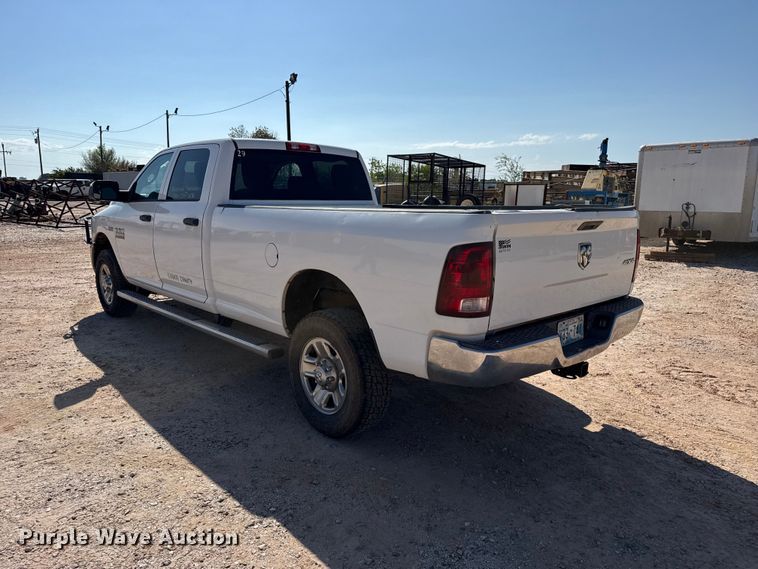 image for item FB6902 2017 RAM 2500 Crew Cab pickup truck