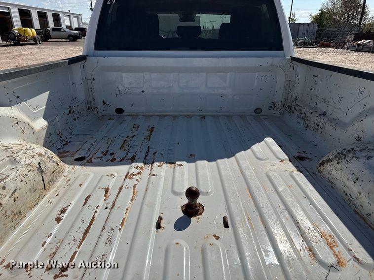 image for item FB6902 2017 RAM 2500 Crew Cab pickup truck