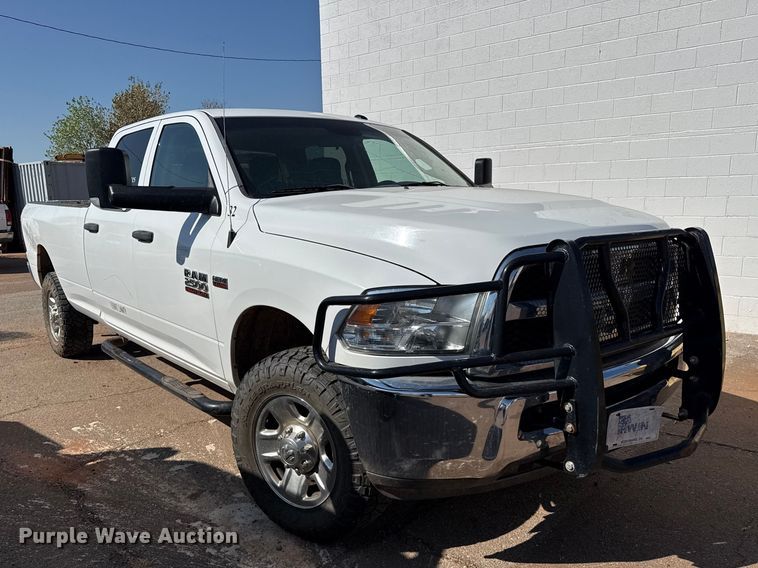 image for item FB6903 2018 RAM 2500 Crew Cab pickup truck
