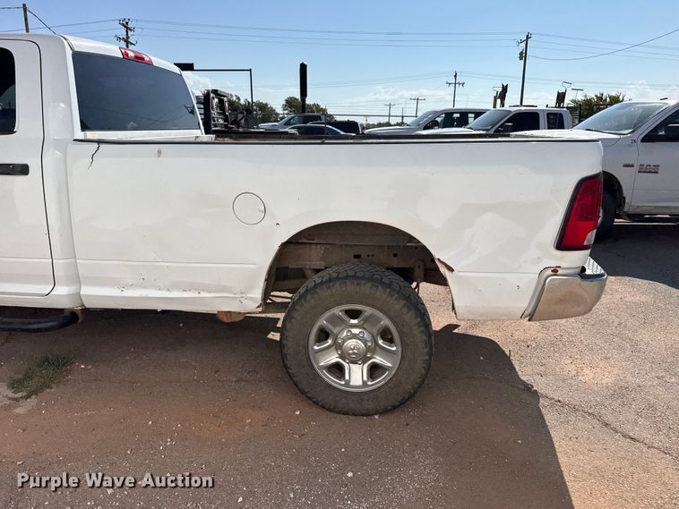 image for item FB6903 2018 RAM 2500 Crew Cab pickup truck