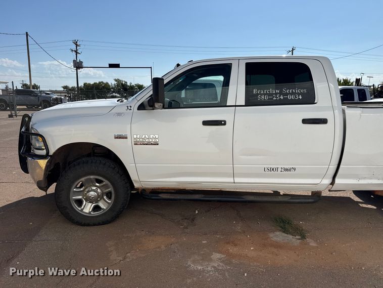 image for item FB6903 2018 RAM 2500 Crew Cab pickup truck