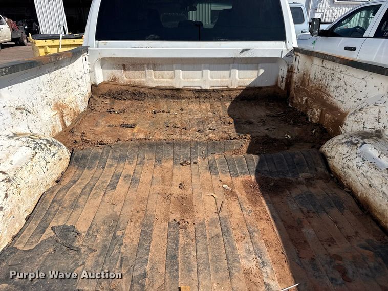 image for item FB6903 2018 RAM 2500 Crew Cab pickup truck