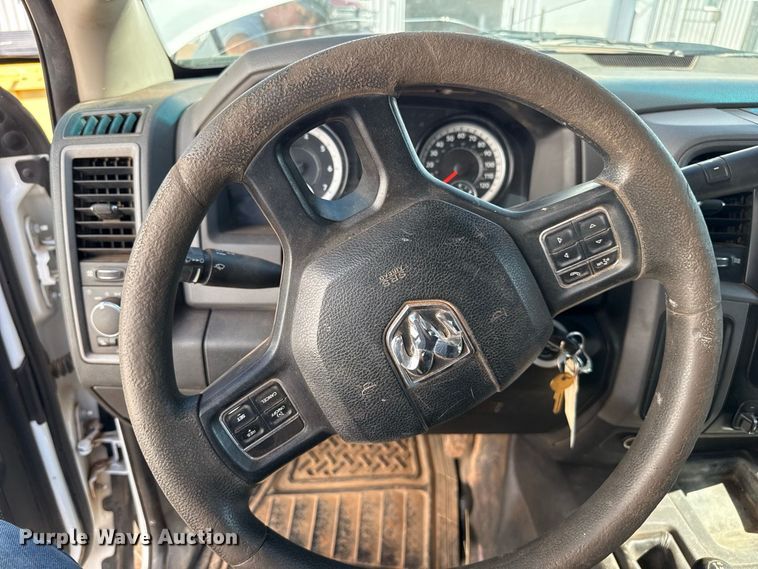 image for item FB6903 2018 RAM 2500 Crew Cab pickup truck