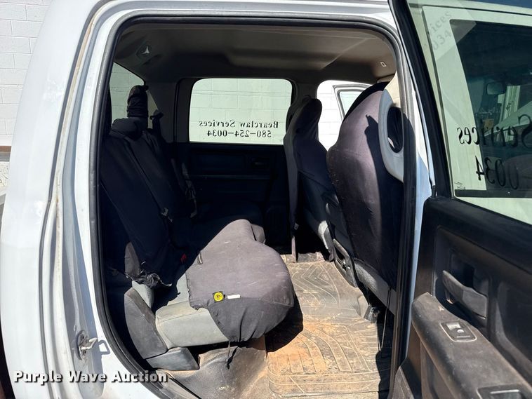 image for item FB6903 2018 RAM 2500 Crew Cab pickup truck