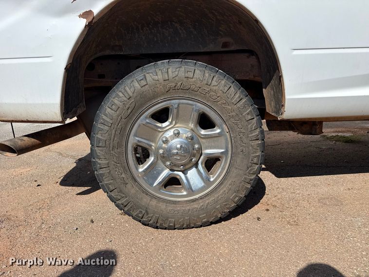 image for item FB6903 2018 RAM 2500 Crew Cab pickup truck