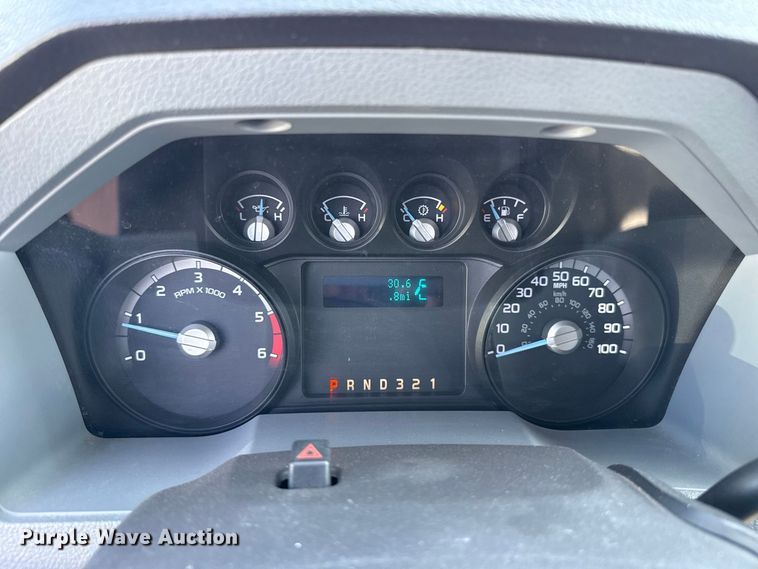 image for item FB6904 2011 Ford F450 Super Duty XL Crew Cab utility bed pickup truck