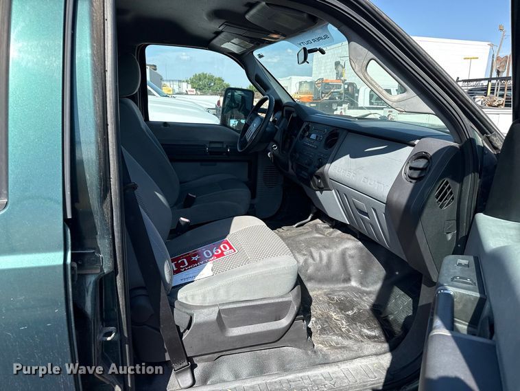 image for item FB6904 2011 Ford F450 Super Duty XL Crew Cab utility bed pickup truck