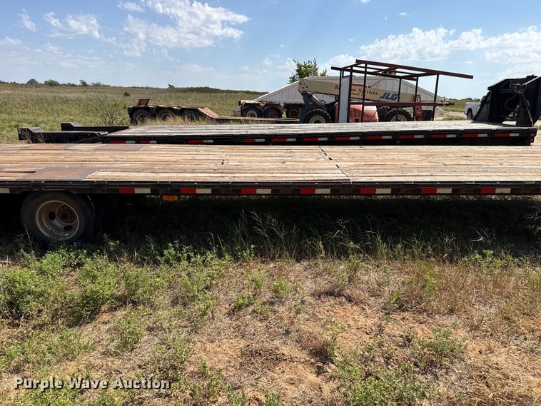 image for item FB6906 2014 Circle M equipment trailer