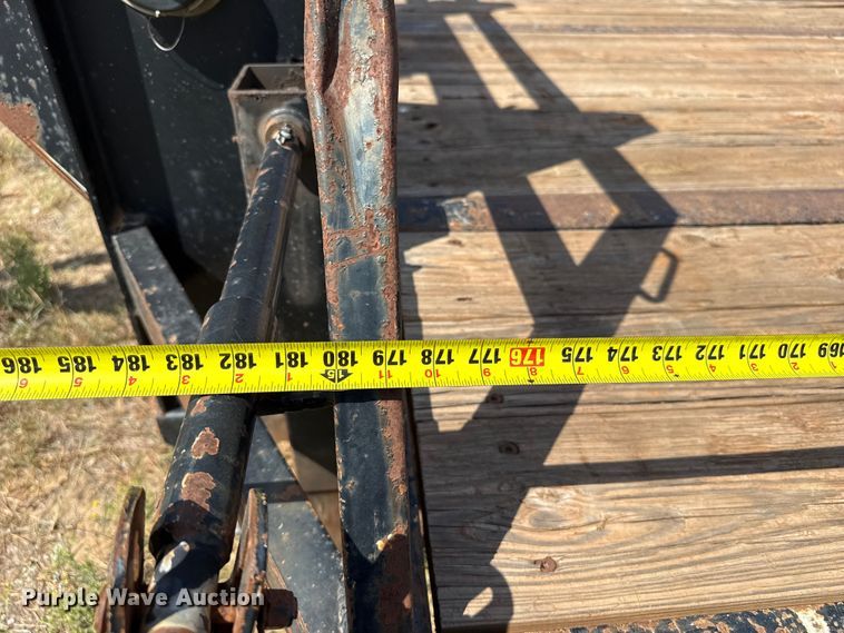 image for item FB6906 2014 Circle M equipment trailer
