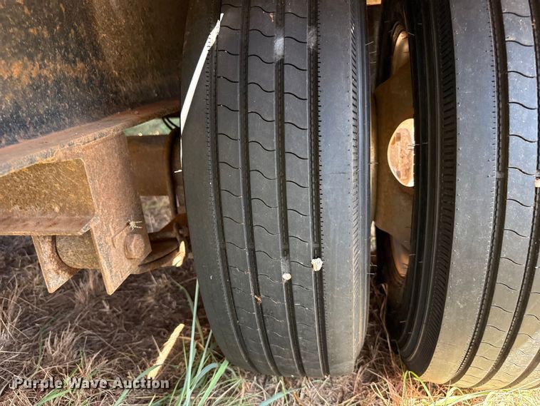image for item FB6906 2014 Circle M equipment trailer