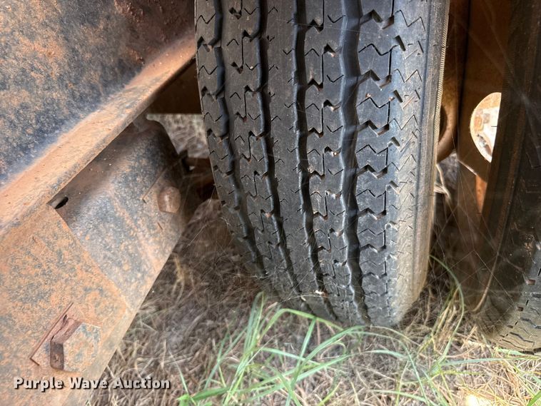 image for item FB6906 2014 Circle M equipment trailer