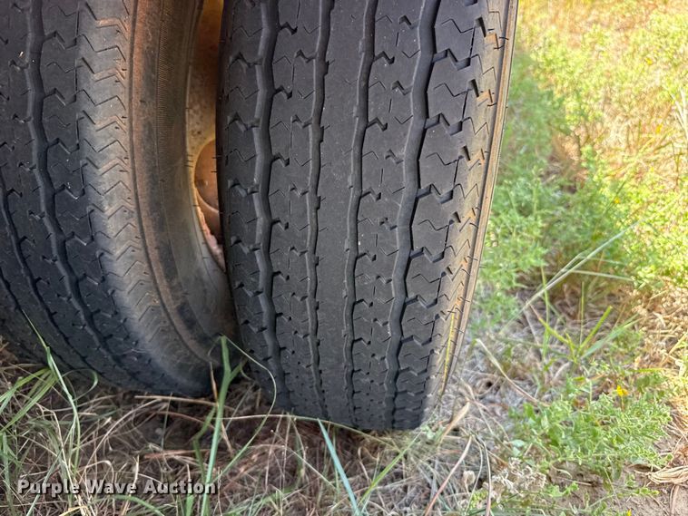 image for item FB6906 2014 Circle M equipment trailer