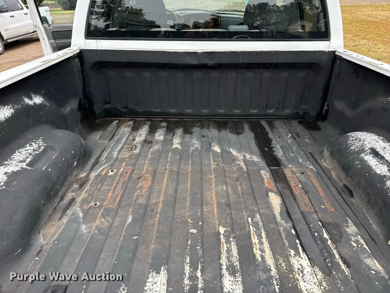 image for item FB6937 2006 Dodge Ram 2500 Ext. Cab pickup truck