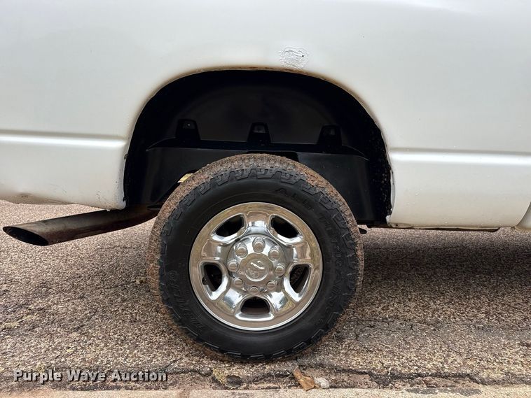 image for item FB6937 2006 Dodge Ram 2500 Ext. Cab pickup truck