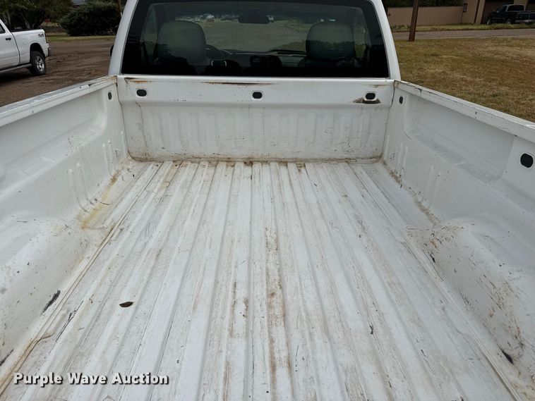 image for item FB6938 2007 Chevrolet Silverado 1500 pickup truck